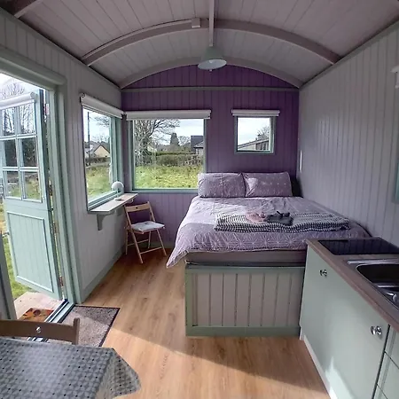 Campingplatz Market Street Shepherd's Hut Leitrim *